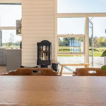 Dom wakacyjny Modern Summer House With Private Forest In Vejby